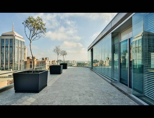 BUSINESS PROPERTY TO RENT IN SANDHURST